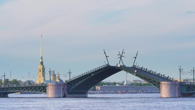 4k, View of the divorced Palace Bridge and University Embankment, Saint-Petersburg, Russia