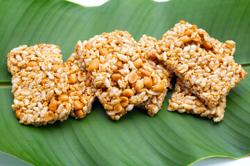 Krayasart, Thai crispy rice, peanut and sesame cereal bar
