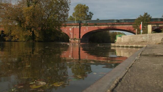 Train Crossing The River Thames on Brunel&rsquo;s Railway Bridge Maidenhead, Berkshire, England, United Kingdom