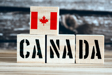 Kanadische Flagge und das Wort Kanada