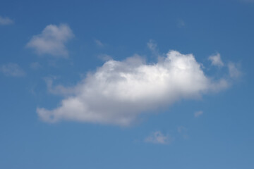 Obraz premium Light clouds in the sky.