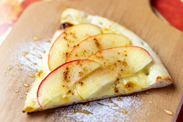 アップルシナモンピッツァ