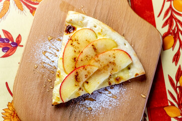 アップルシナモンピッツァ