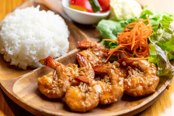 シュリンプランチプレート