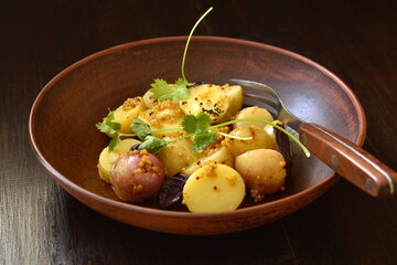 Simple salad with young potatoes with mustard-lime sauce