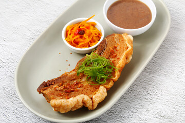 Freshly cooked Filipino food called Bagnet