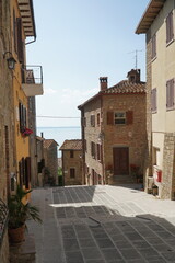 lago trasimeno    Monte del Lago