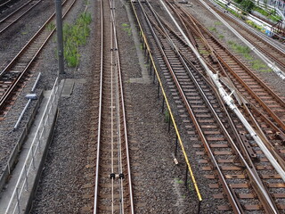 Fototapeta na wymiar 複線の鉄道の線路（俯瞰）