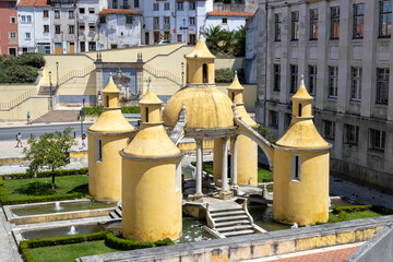 Fototapeta na wymiar Manga Cloister, Coimbra, Portugal