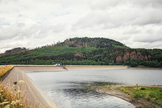Wandern im Harz, am Granestausee, Granetalsperre