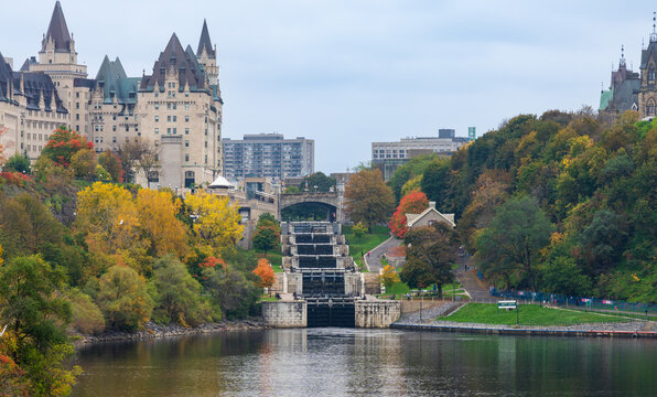 Rideau Canal Rideau Waterway Autumn Red Leaves Scenery. Fall Foliage In Ottawa, Ontario, Canada.