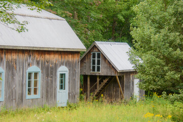 Old barn on a farm in the canadian countryside in Quebec  canada, quebec, barn, traditional, tree, view, architecture, farm, house, meadow, wooden, background, wood, building, travel, beautiful, sky,  © Gilles Rivest