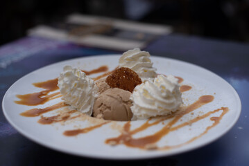 ice cream with chocolate