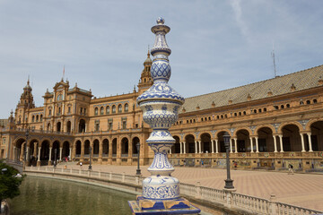 Obraz premium Closeup of a ceramic balustrade in Plaza de España (Spain Square), Seville, Spain.