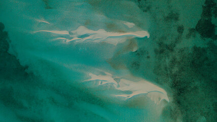 Fototapeta premium Aerial view of sand bar Exuma, Bahamas