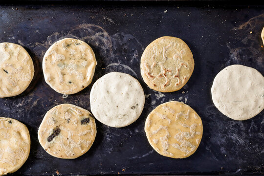 Gorditas are a Mexican snack made of corn stuffed with beans, pork, or other goodies