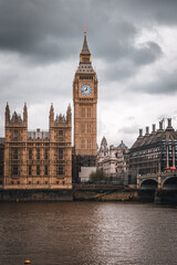 Fototapeta na wymiar Big Ben in London with the Thames
