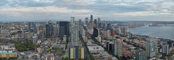 view of seattle from space needle
