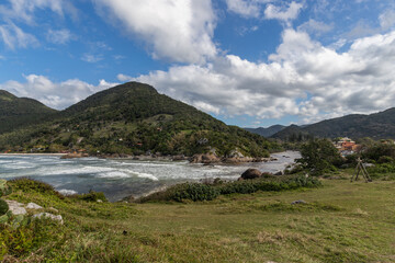 Fototapeta na wymiar landscape with sea and mountains on the coast of brazil