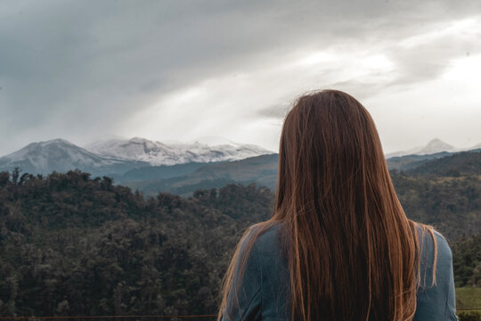 Nevado de santa isabel, vegetaci&oacute;n de monta&ntilde;a paramo y hermosos frailejones de muchos a&ntilde;os
