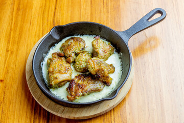 チキンのバジルソース