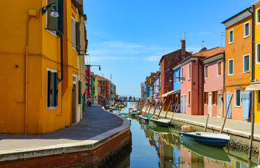 Fototapeta na wymiar Colorful houses in Burano Island. Famous travel destination, Italy