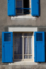 Fototapeta na wymiar The beautiful old French window