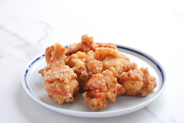 若鶏の唐揚げ