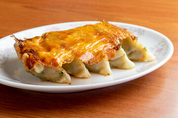 チーズ餃子