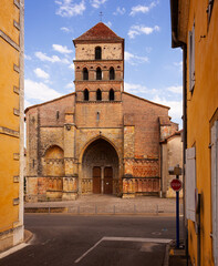 Fototapeta na wymiar The Saint Quitterie Church in the town of Aire sur l'Adour, New Aquitaine. France