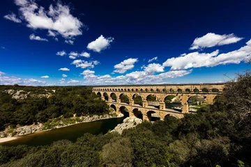 Papier Peint photo autocollant Pont du Gard Vers Pont du Gard , France - Pont du Gard