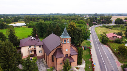 Fototapeta na wymiar z lotu ptaka budynek kościół