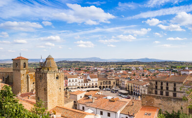 Fototapeta na wymiar View over the church towers and market square of Trujillo, Spain
