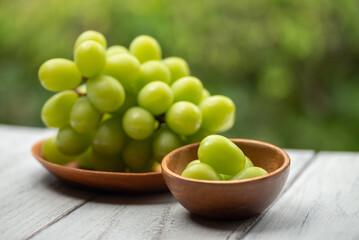新鮮なシャインマスカット