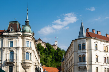 Fototapeta na wymiar Ljubljana Old Town Center with view of the castle on the hill