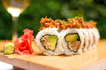 Maki sushi japanese fusion food 