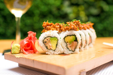 Maki sushi japanese fusion food 