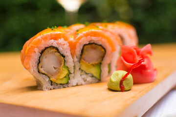 Maki sushi japanese fusion food 