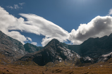 Fototapeta premium A Fairy Pools closeup while traveled to Isle of Skye in the summer of 2022