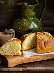 pan de yema y chocolate caliente