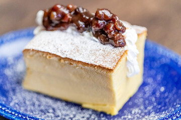 台湾カステラのあずき乗せ