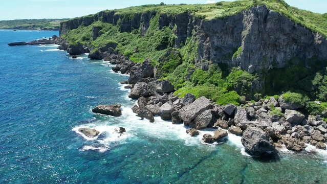 4Kドローン空撮・沖縄県・宮古島・ムイガー断崖絶壁