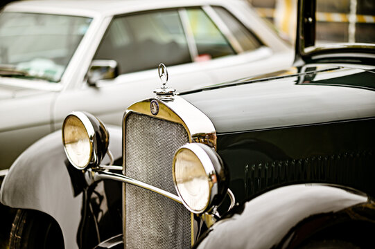 vintage mercedes benz limousine