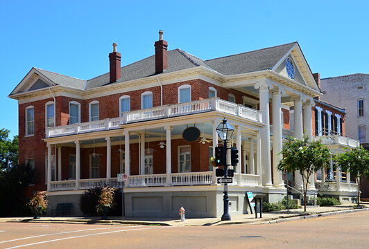 Villa in the Town Natchez, Mississippi