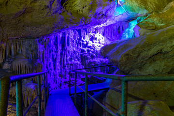 Fakilli Cave, located in Duzce, Turkey, offers a wonderful view with natural formations, stalactites and stalagmites.
