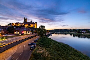 Albrechtsburg mit Dom zu Meißen bei Sonnenuntergang