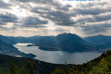 Intorno al Lago di Como (Lombardia)