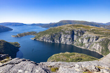 Obraz na płótnie Canvas Mountain trip to Gravtind on a beautiful sunny day, Hongset, Velfjord,Helgeland,Nordland ,Norway,scandinavia,Europe