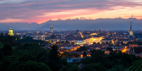 Turin (Torino) cityscape with the Mole Antonelliana - 525629171