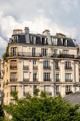 Fototapeta na wymiar Traditional architecture design of a building complex in Paris